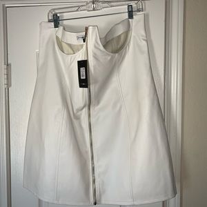 High waisted faux leather skirt.